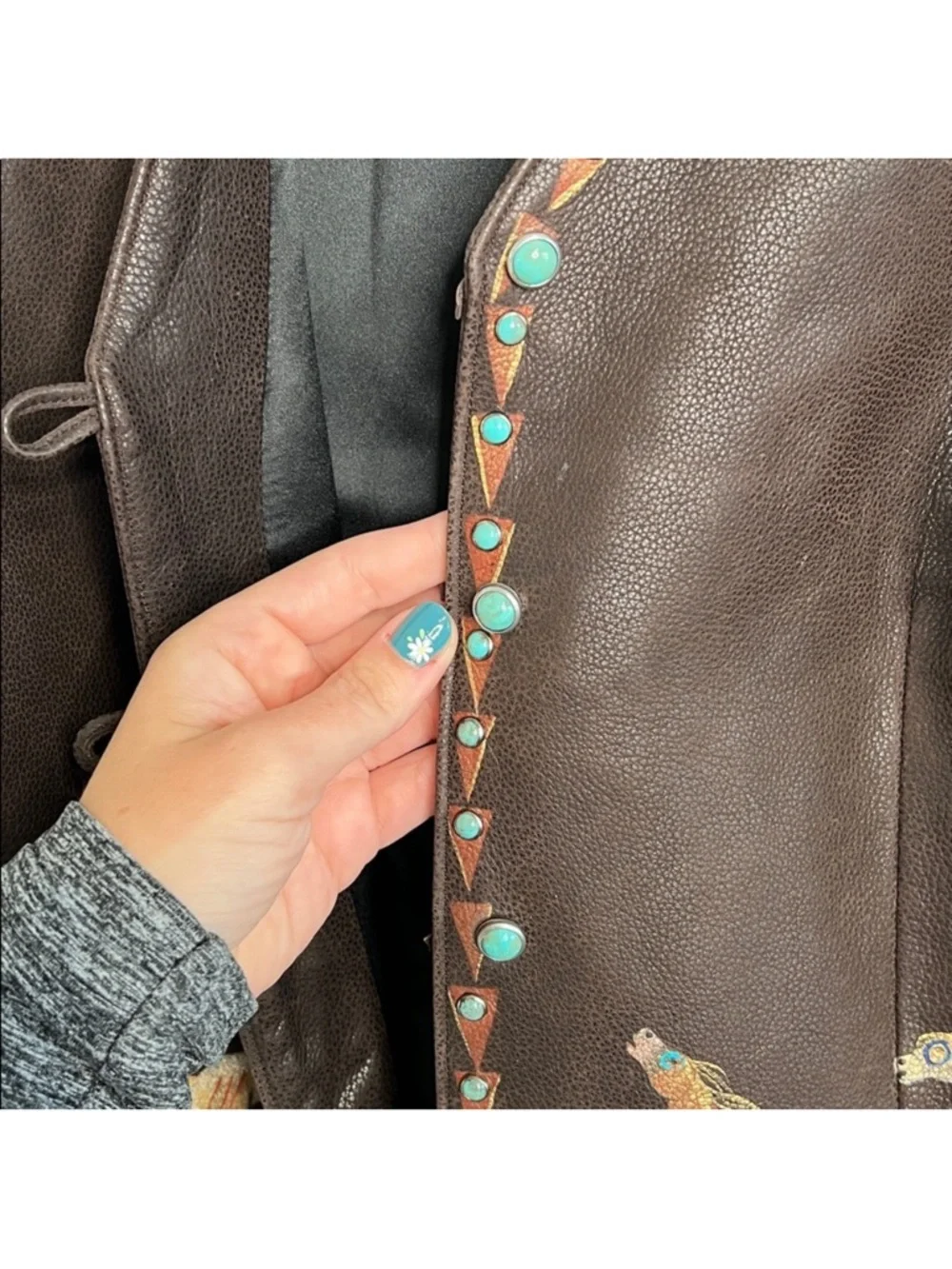 Patricia Wolf hand painted Indian ponies Leather Jacket Turquoise Studs L EUC - Picture 5 of 10